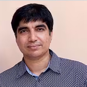 Dr. Rajnish Arora